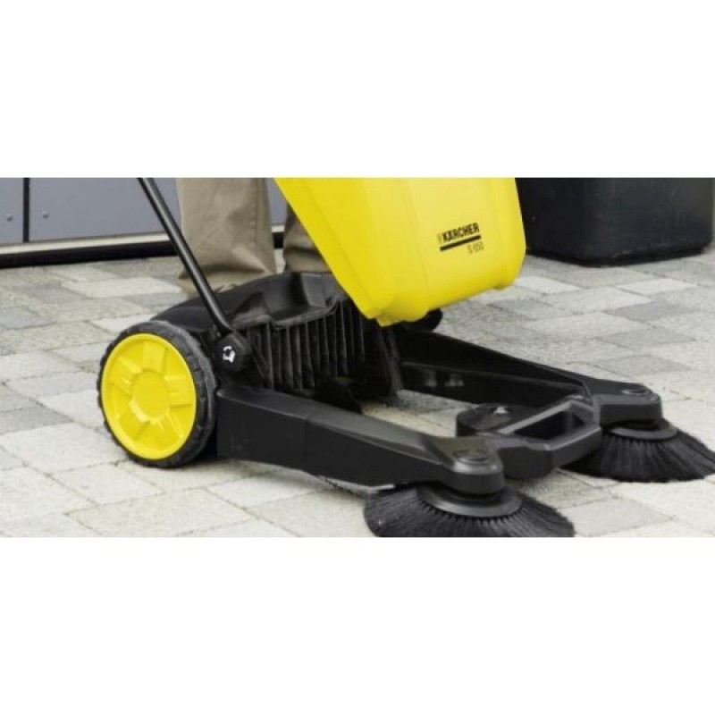 Подметальная машина Karcher бак 16л, 1,8кВт yMLe