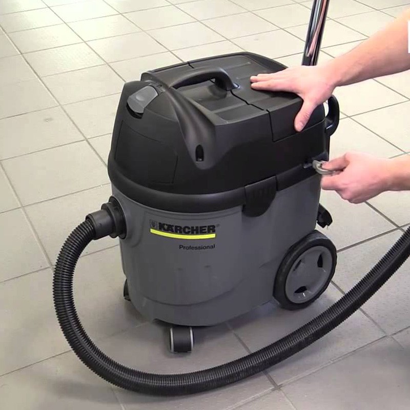Строительный пылесос Karcher NT 360 для влажного и сухого мусора eR5W