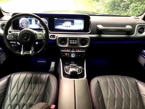 132 Mercedes-Benz G63 AMG G-Manufaktur 2020 на свадьбу l706
