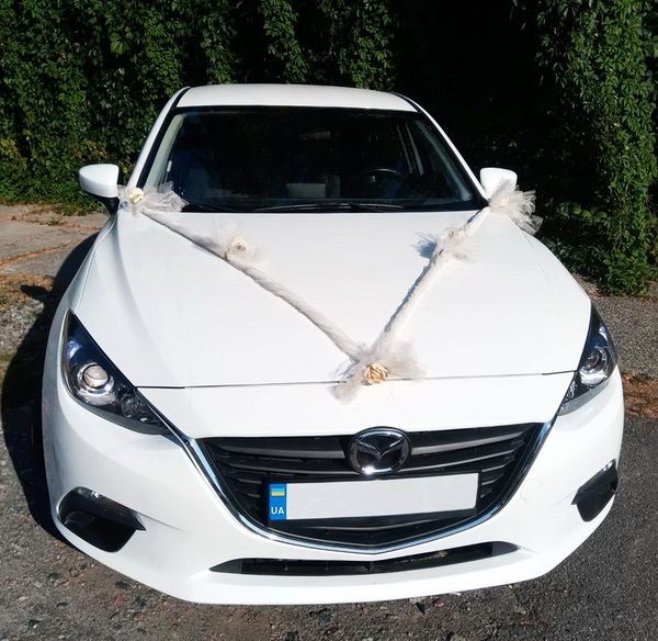 233 Mazda 3 белая авто на свадьбу mdmk