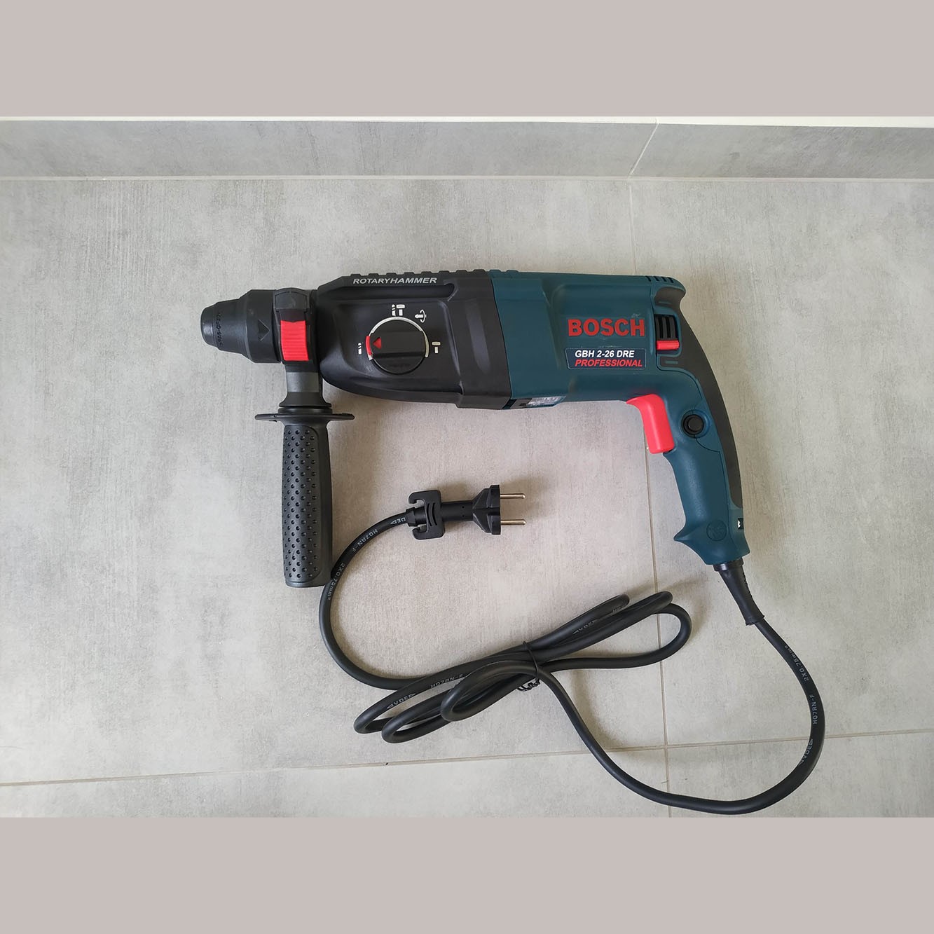 Перфоратор BOSCH 800W K0k6