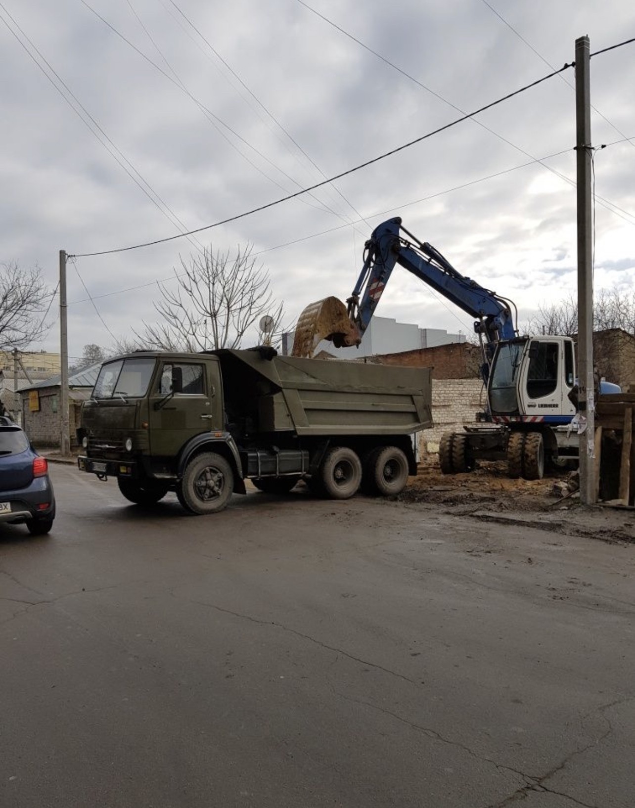 Послуги Самоскидів 5т 6т 12т 15т 3XK5