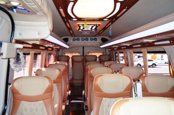 012 Mercedes-Benz Sprinter черный 20 мест на свадьбу 3z1A