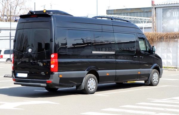 012 Mercedes-Benz Sprinter черный 20 мест на свадьбу 3z1A