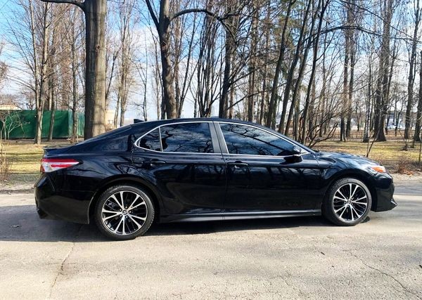 097 Toyota Camry 2020 на свадьбу трансфер 2Eg7