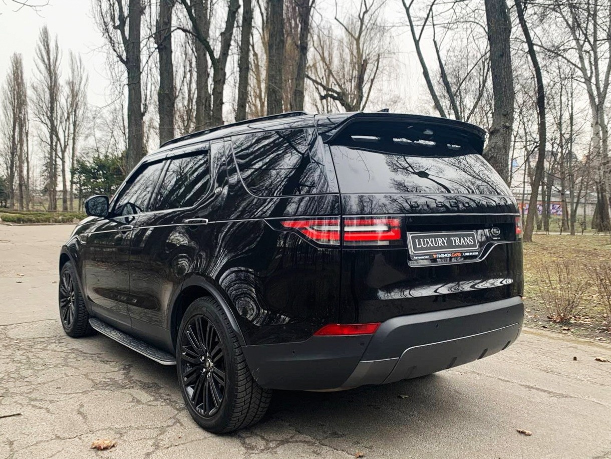 235 Land Rover Discovery 5 джип без водителя 3PYP
