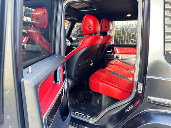 244 Внедорожник MERCEDES G63 AMG оригинал jEAP