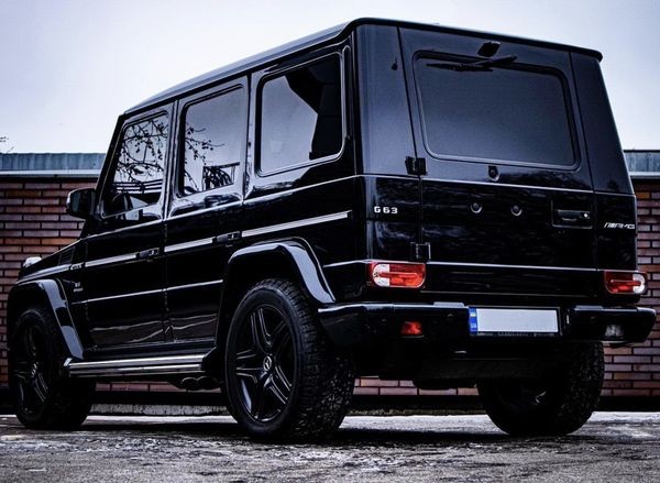 202 Mercedes-Benz G63 AMG черный с водителем на свадьбу Z78M