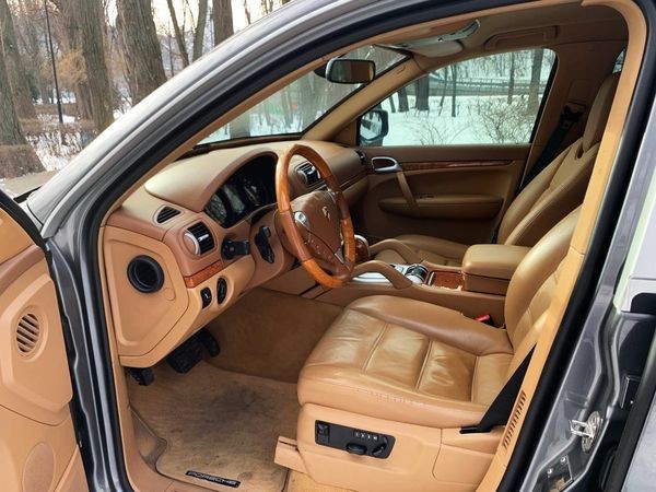 229 Внедорожник Porsche Cayenne бронированный B6 8W1W