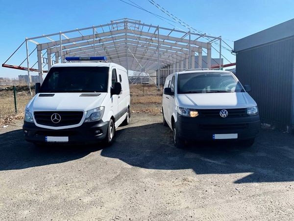 401 Микроавтобус Volkswagen T6 белый бронированный с водителем YZKW