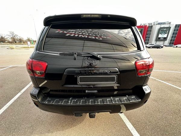 404 Toyota Sequoia внедорожник B6 бронированный LJk9