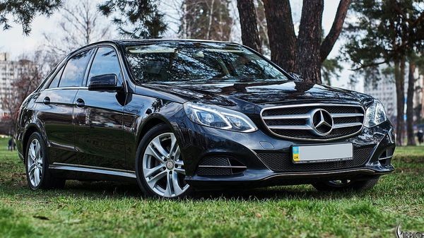 104 Mercedes-Benz W212 E-class 250 NEW j8LA