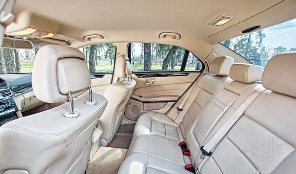 104 Mercedes-Benz W212 E-class 250 NEW j8LA