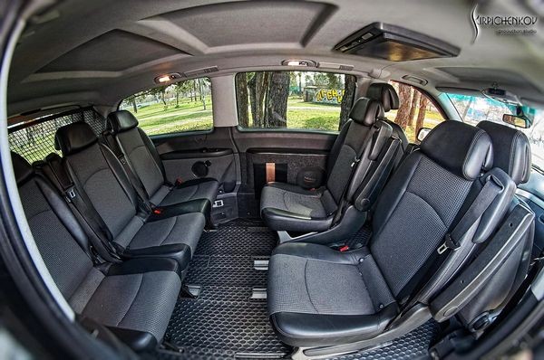 288 Микроавтобус Mercedes-Benz Viano на свадьбу 3a5D