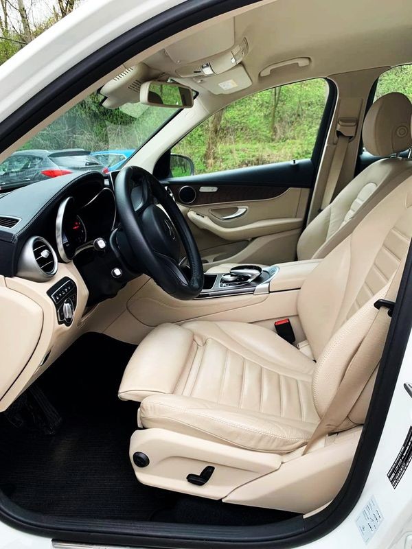 071 Внедорожник Внедорожник Mercedes-Benz GLC 250d белый на свадьбу l9Ex