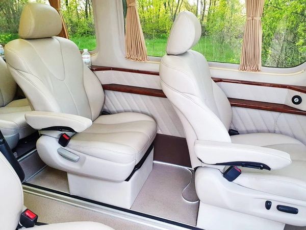 315 Микроавтобус Mercedes-Benz Sprinter черный на свадьбу lnZJ