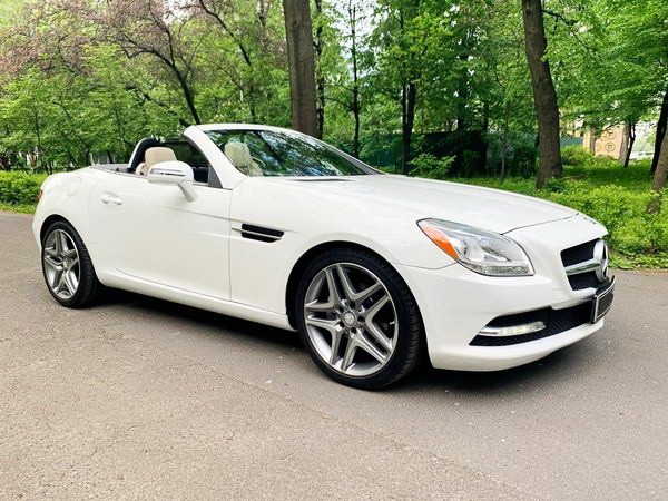 021 Кабриолет Mercedes SLK 250 без водителя с водителем 2KZX