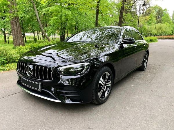 053 Mercedes-Benz W213 E200D авто бизнес класса на свадьбу 2N7k