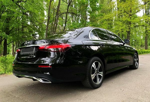 053 Mercedes-Benz W213 E200D авто бизнес класса на свадьбу 2N7k
