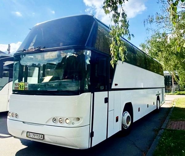 299 Neoplan 116H white заказать автобус на свадьбу 01LY