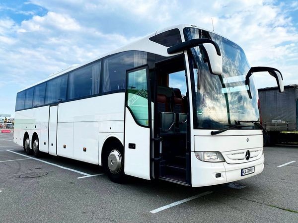 231 Автобус Mercedes-Benz Turizmo на свадьбу трансфер 36w5