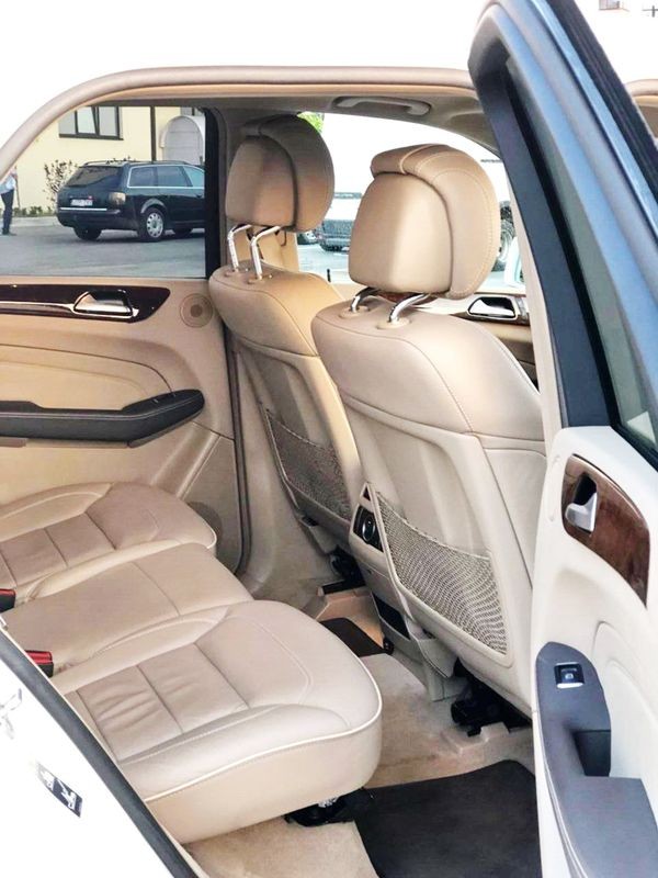 119 Внедорожник Mercedes-Benz ML белый авто на свадьбу lAka