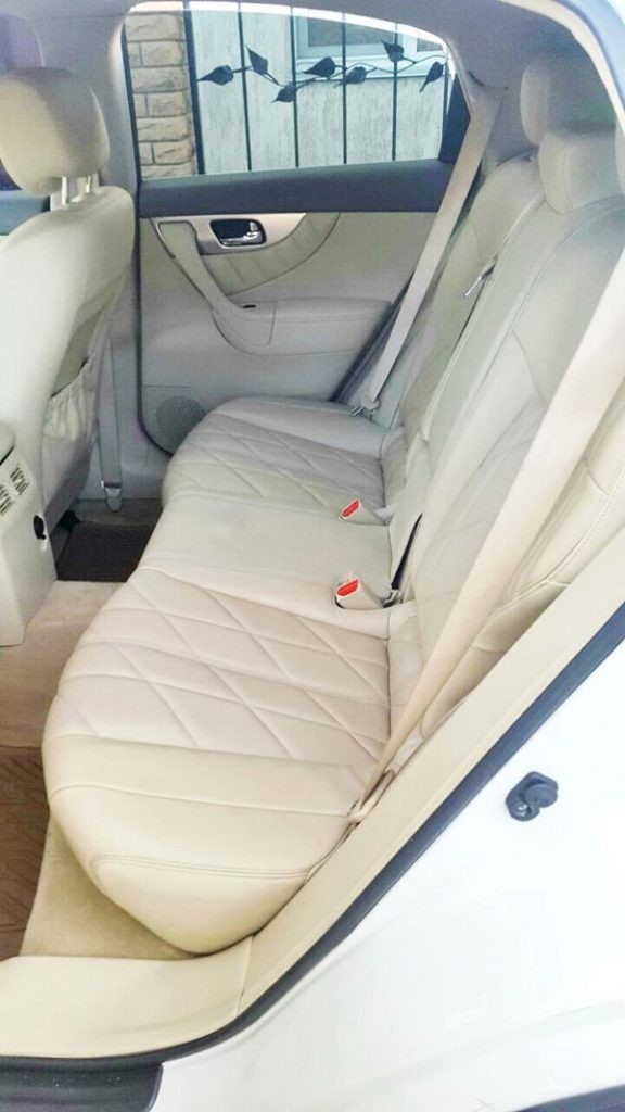 236 Внедорожник Infiniti FX35 белая в аренду va4V