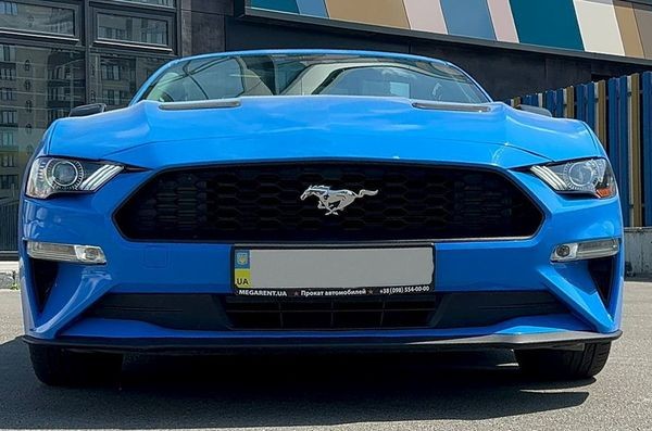 265 Ford Mustang GT синий кабриолет без водителя 6JzY