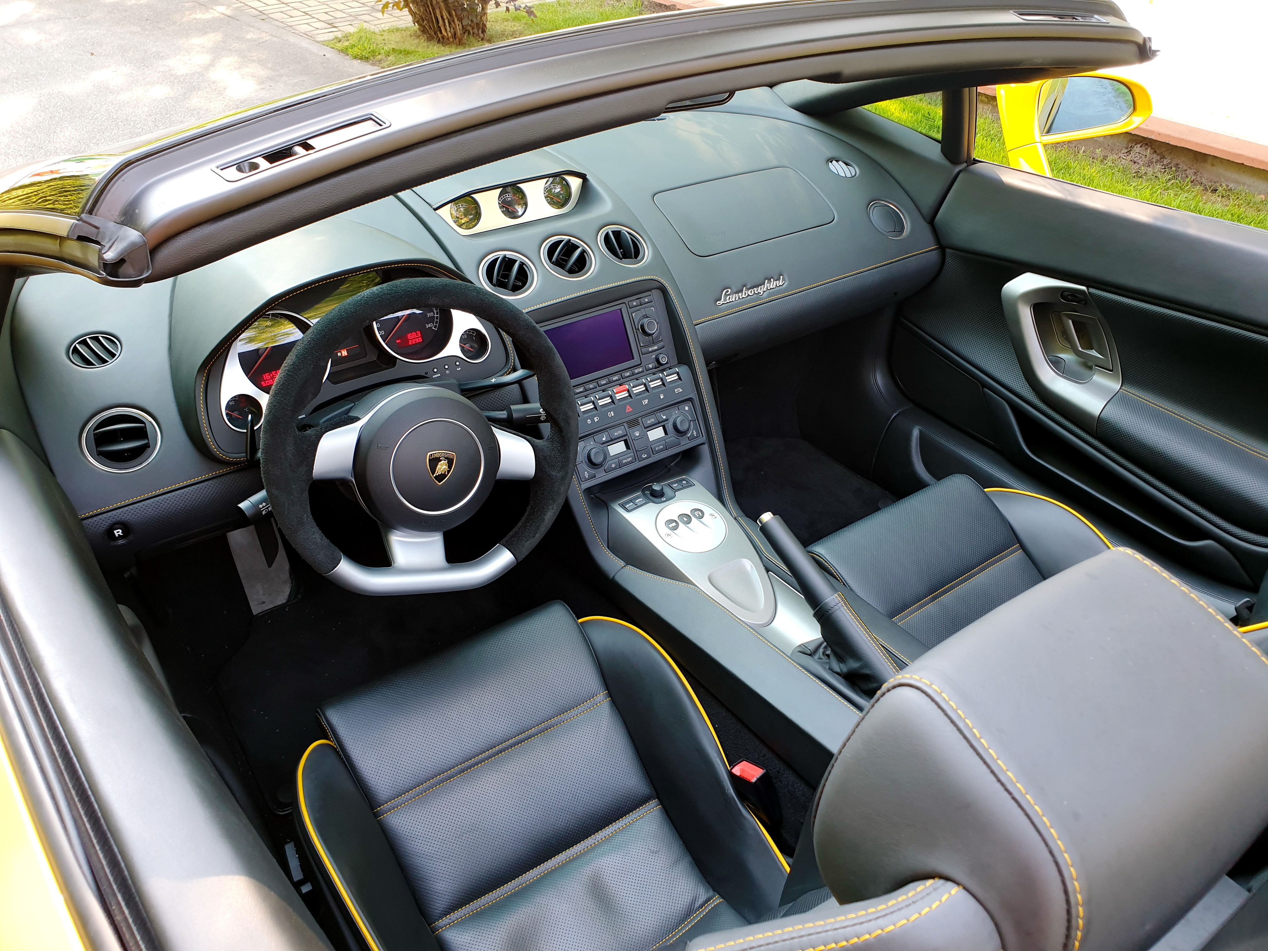 Тест-Драйв спорткара Lamborghini Gallardo Spider 2008 MrpN