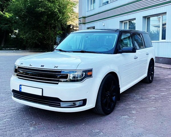180 Внедорожник Ford Flex белый на свадьбу jn5N