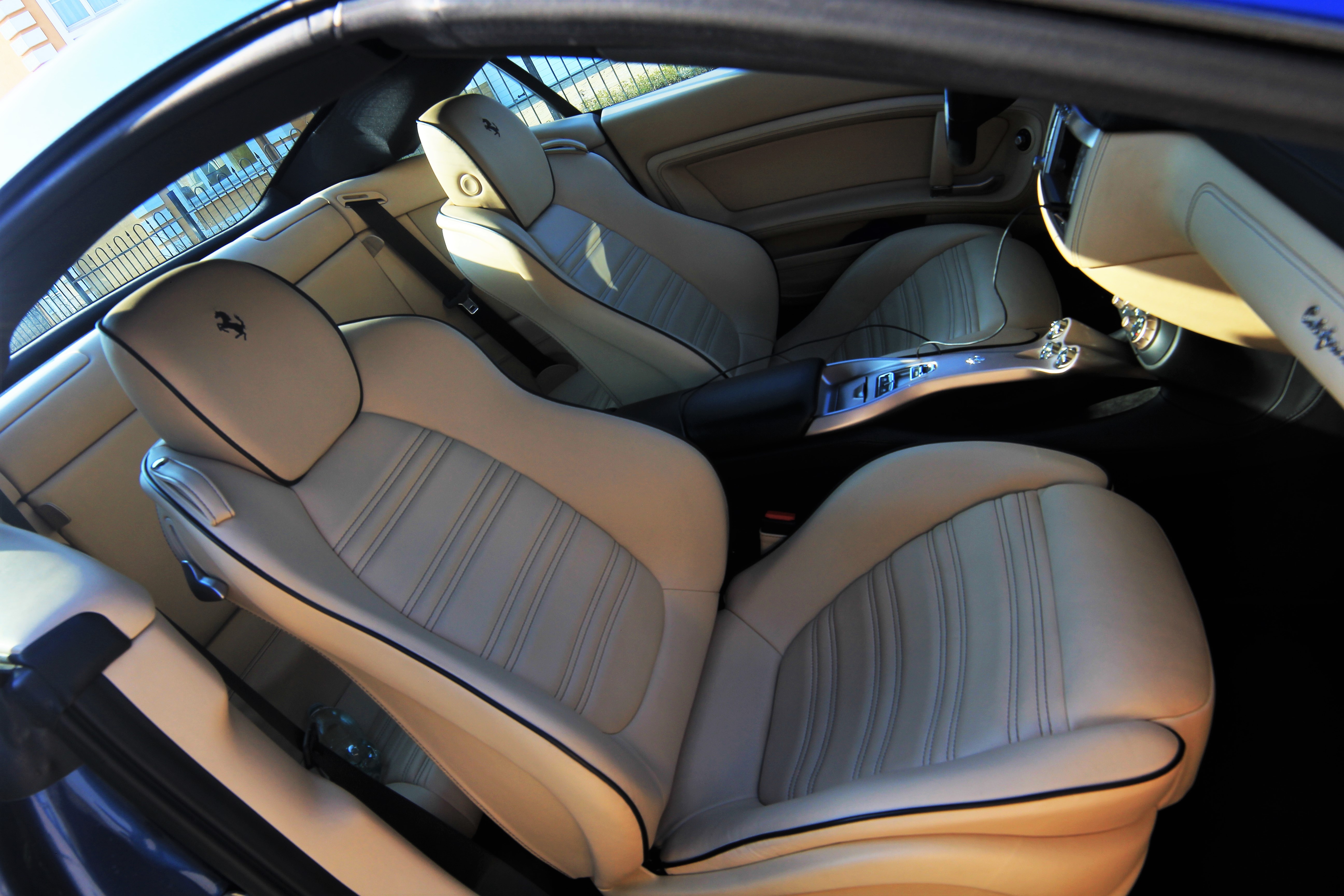 Тест-Драйв Ferrari California 2012 Vy1Y