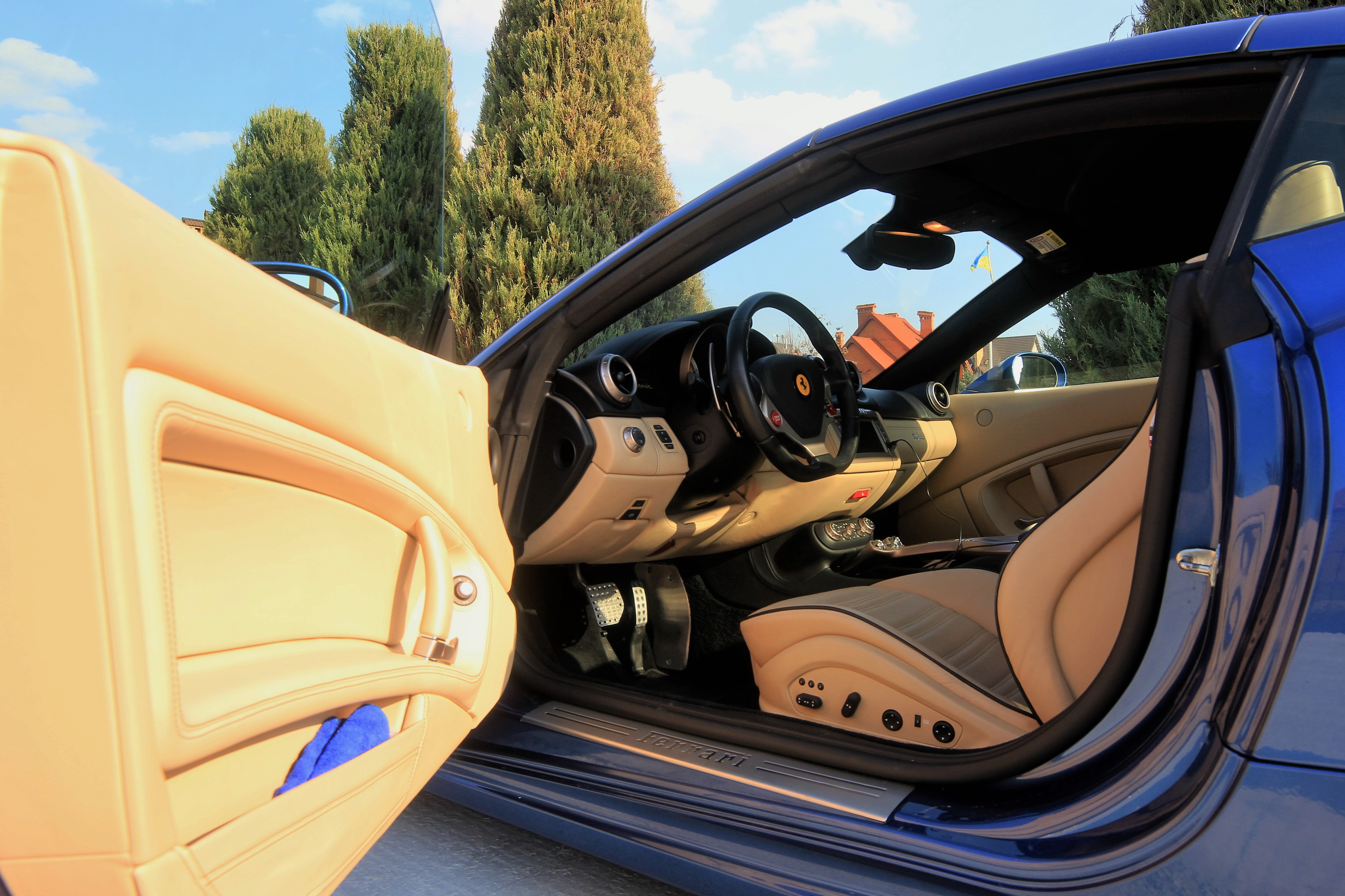 Тест-Драйв Ferrari California 2012 Vy1Y