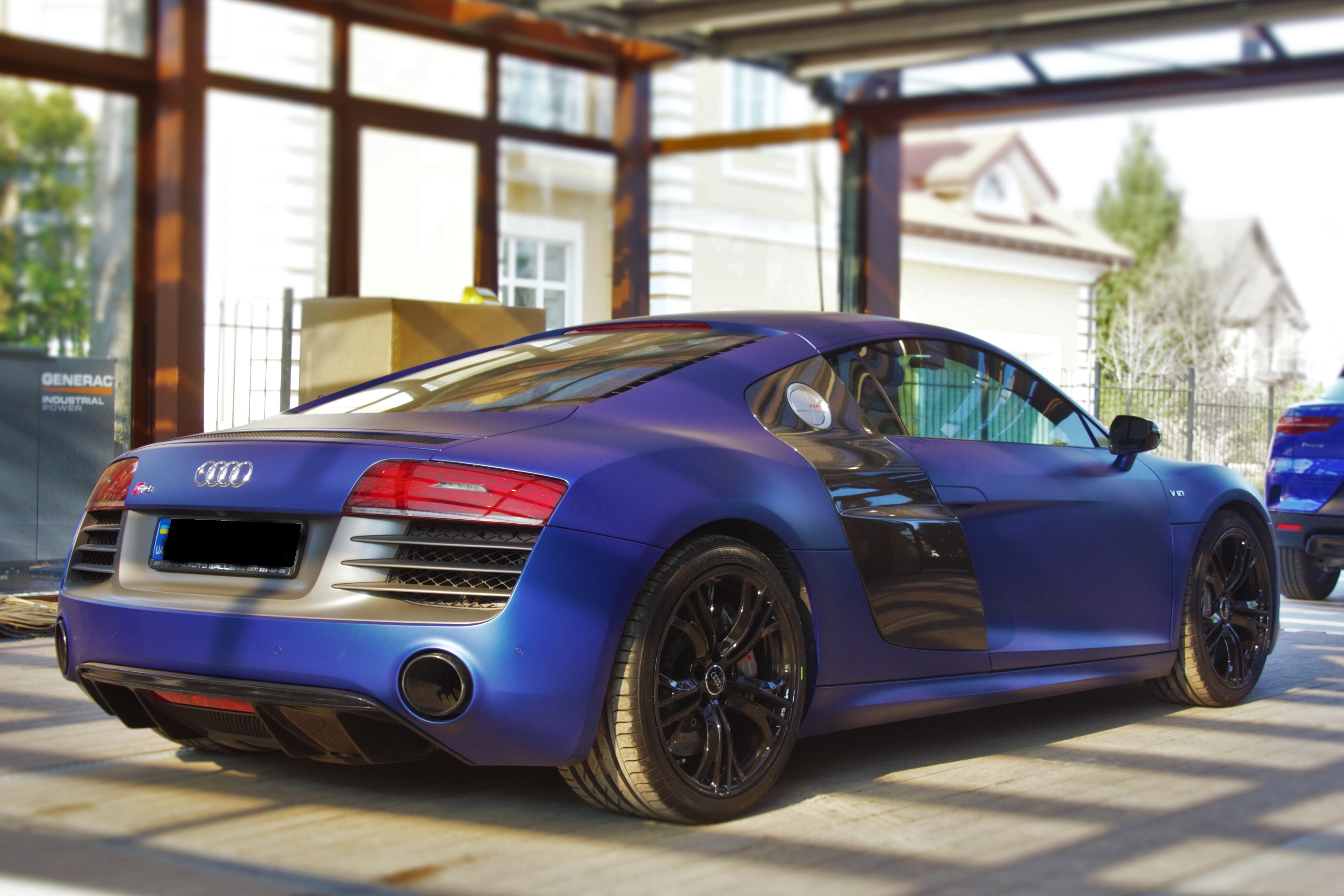 Тест Драйв спорткара Audi R8 суперкар 8LOx