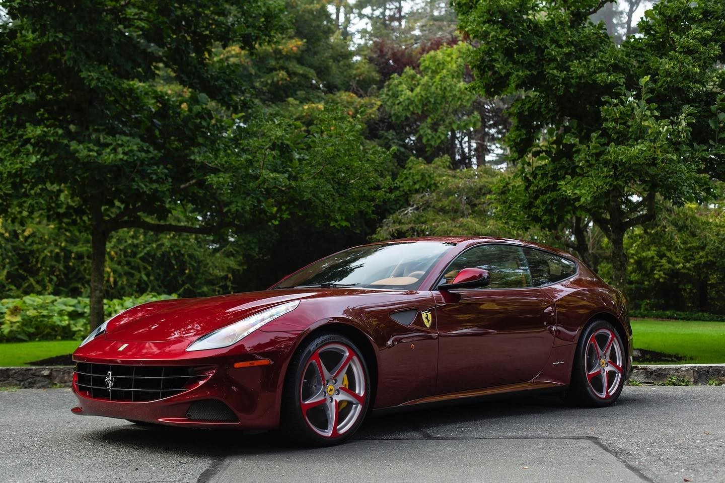 Тест-Драйв Ferrari FF Red спорткар vaXk