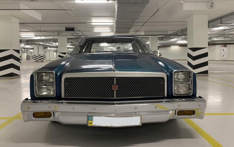 1977 Chevrolet Malibu Classic blue dm7y