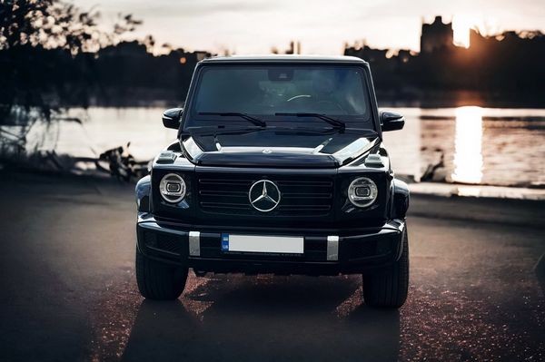 348 Mercedes-Benz G500 AMG новый 2021 без водителя zLoo