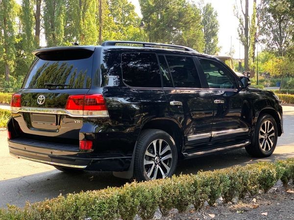 254 Внедорожник Toyota Land Cruiser 200 на свадьбу 2oRB