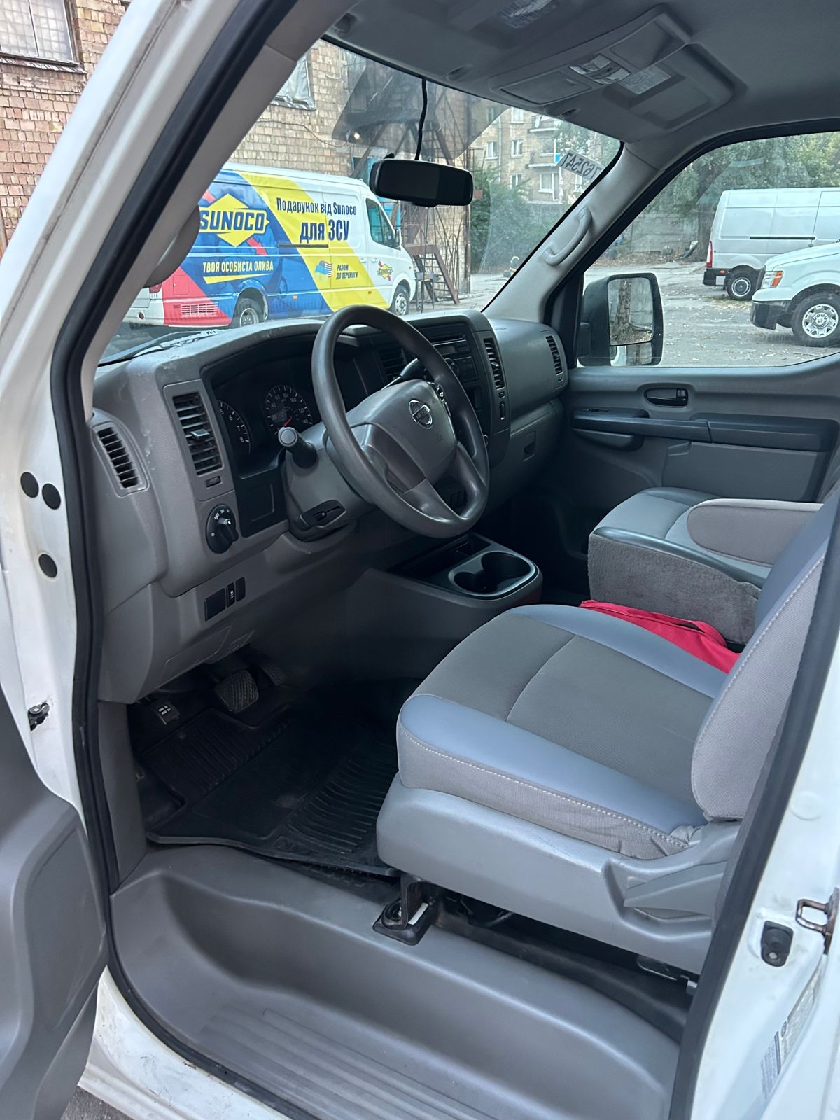 Nissan NV 1500 грузовой 9108