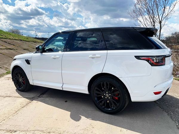 011 Range Rover SVR белый без водителя 0mPN
