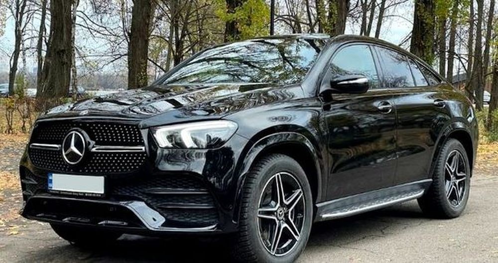 111 Mercedes-Benz GLE 350D Coupe без водителя Mr9p