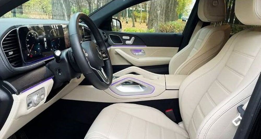 111 Mercedes-Benz GLE 350D Coupe без водителя Mr9p