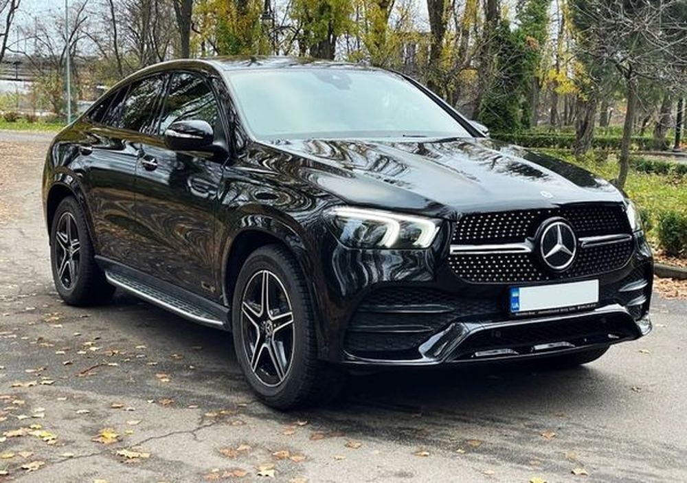 111 Mercedes-Benz GLE 350D Coupe без водителя Mr9p