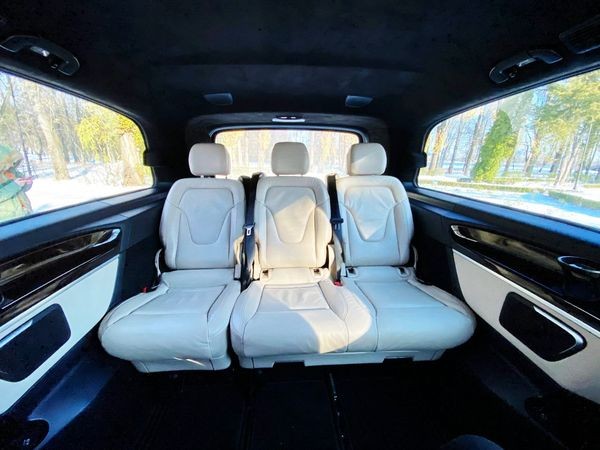 423 Микроавтобус Mercedes-Benz V-class Marco Polo без водителя xKWR