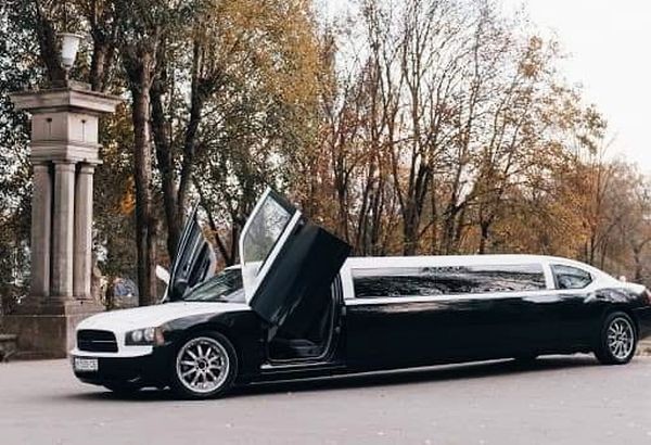 282 Dodge Charger Limo на свадьбу 2Wm9
