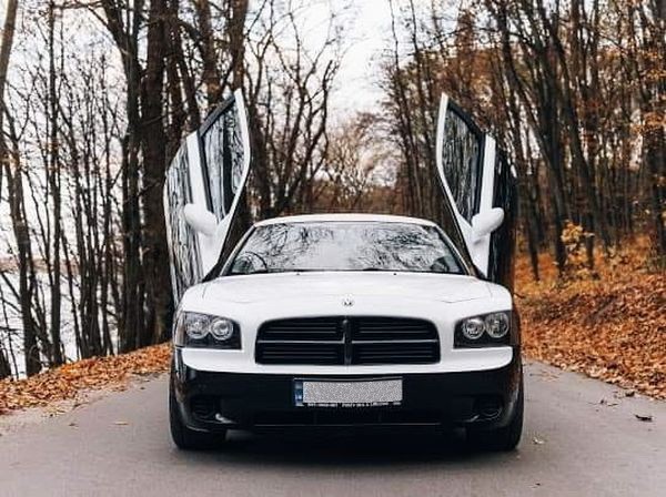 282 Dodge Charger Limo на свадьбу 2Wm9
