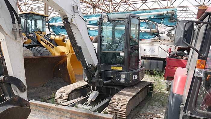 Послуга Мініекскаватор BOBCAT E55 JR1e