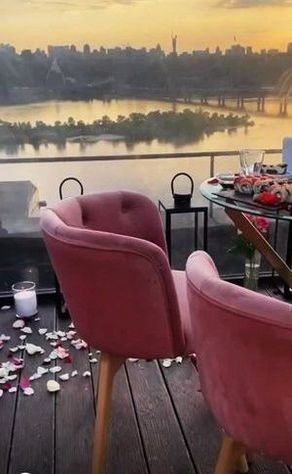 Ужин на крыше, завтрак на крыше, романтическое свидание на крыше xKgR