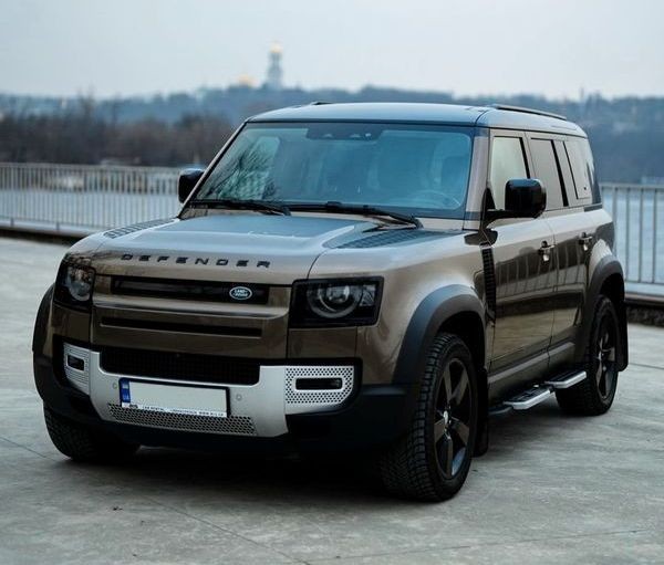 129 Джип Land Rover Defender без водителя 8L5o