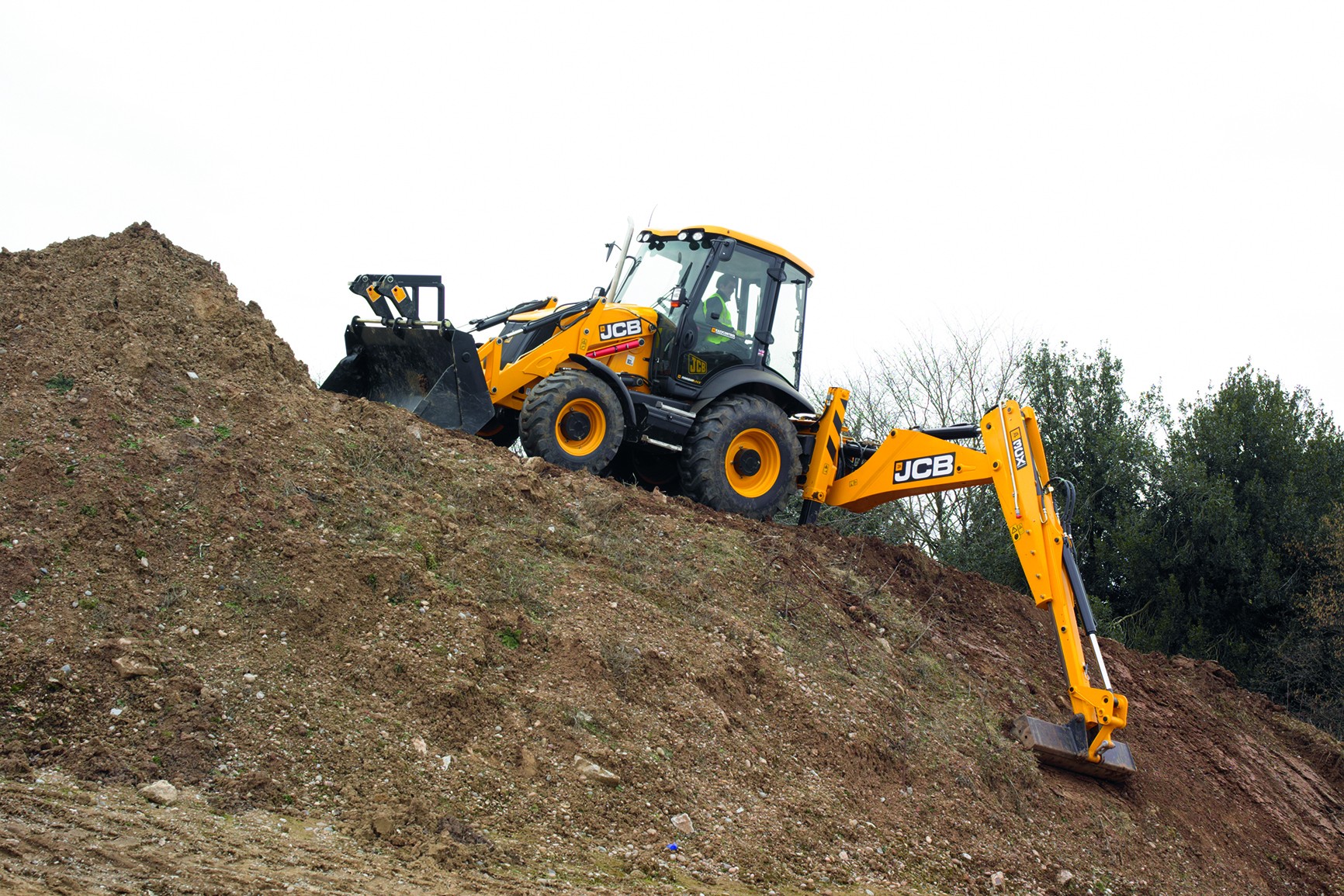 Услуги экскаватора - погрузчика JCB 3cx 0mME