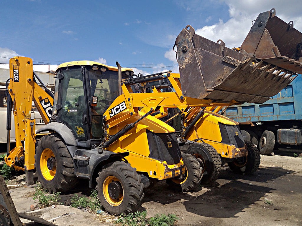 Послуги екскаватора - навантажувача JCB 3cx 5Me1